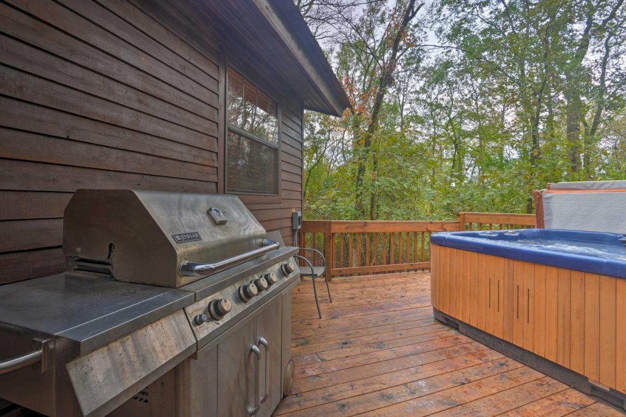 Hochatown Hideaway With Hot Tub, Grill And Fire Pit! Villa Stephens Gap Kültér fotó